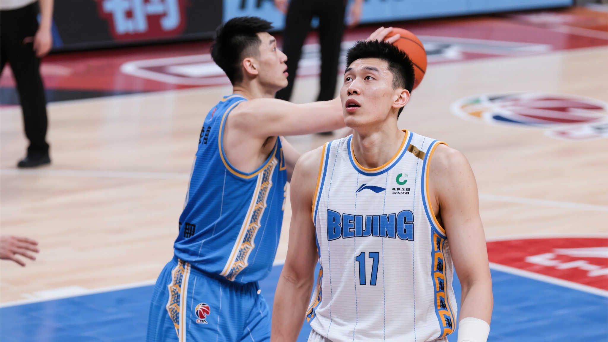 通过视频回 通过视频回